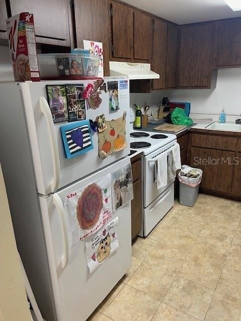 48 Club House Dr #204 - Photo 7 of 17