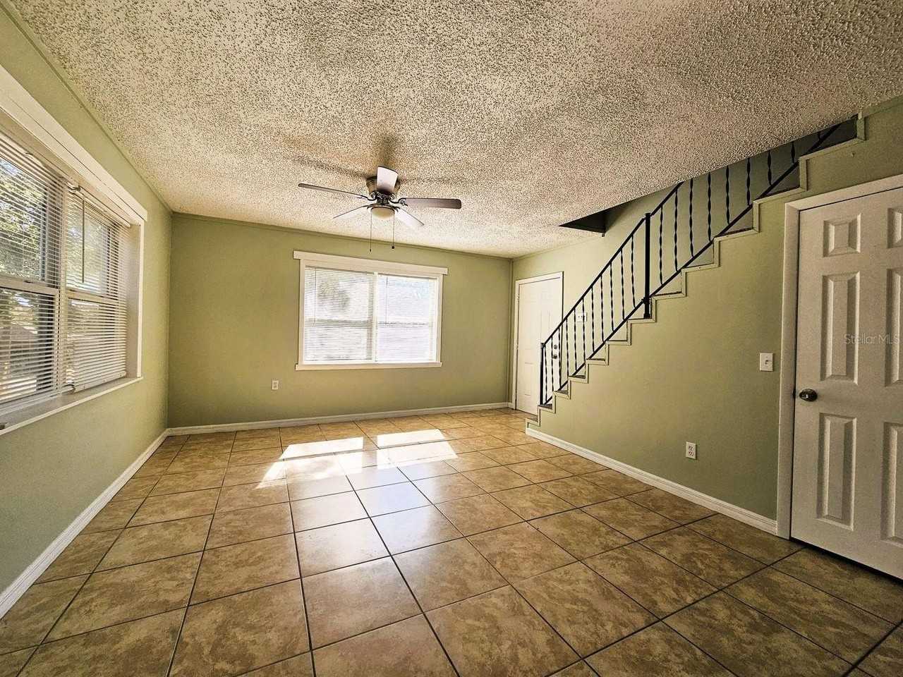 538 Orange St - Photo 3 of 19