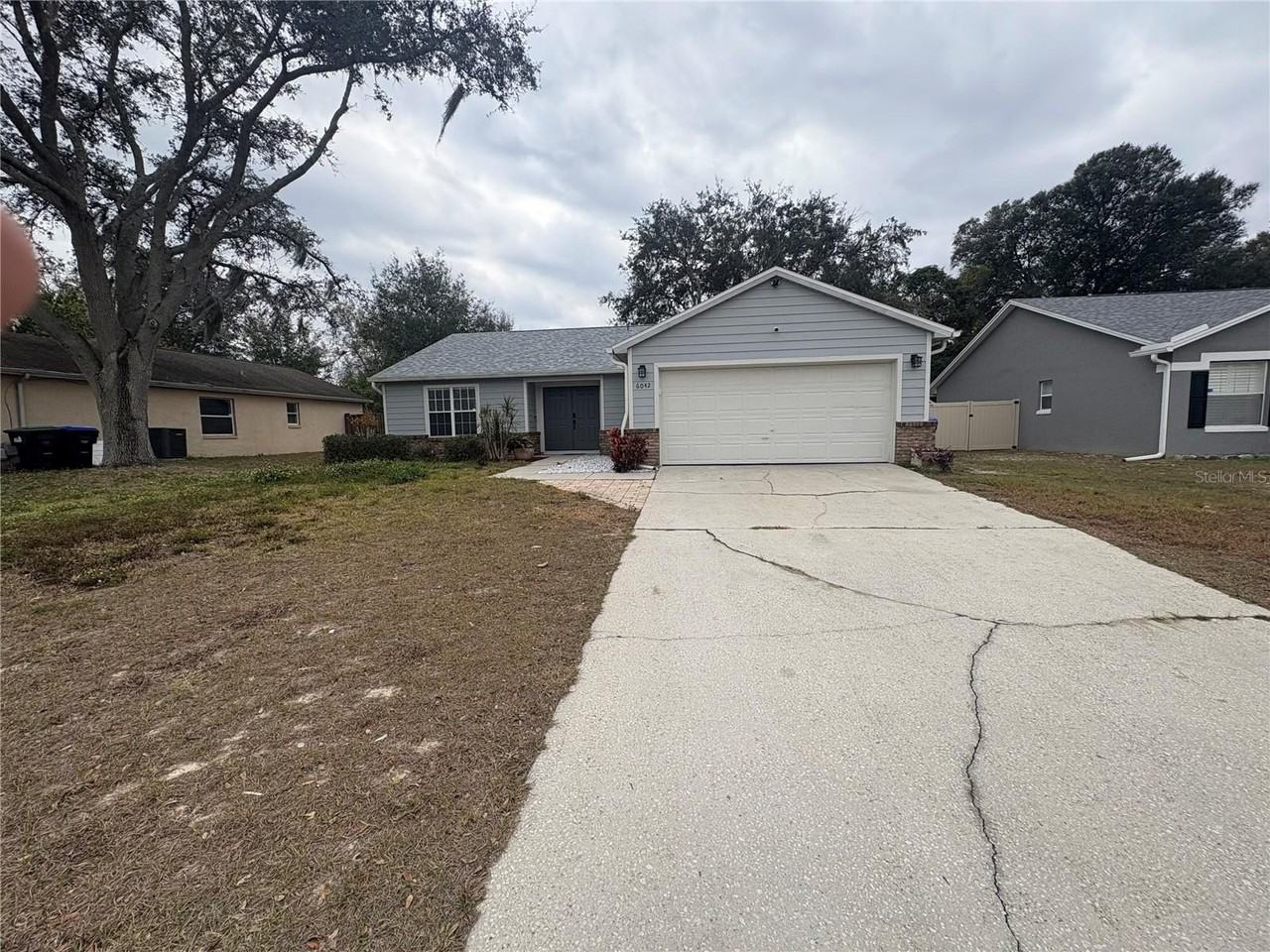 6042 Brookhill Cir - Photo 2 of 23