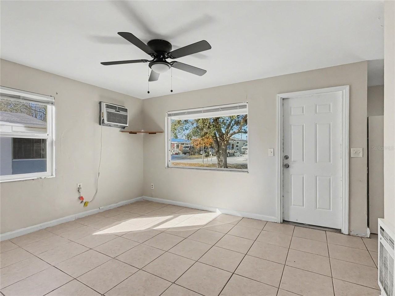 42 Princeton Ave - Photo 6 of 18