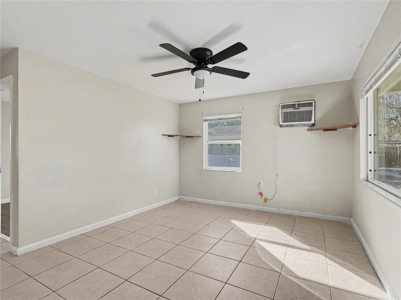 42 Princeton Ave - Photo 7 of 18