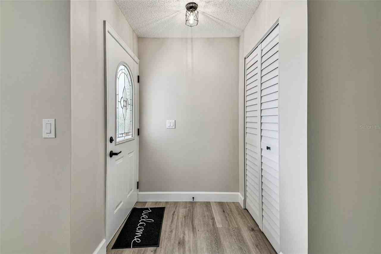 1805 Butterfly Pl - Photo 7 of 29