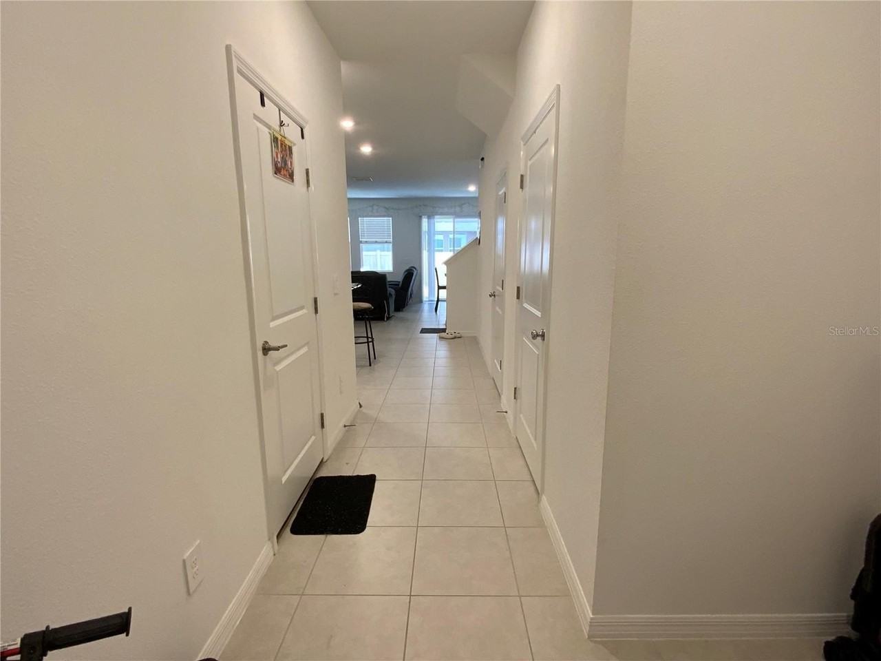 10823 Fort White Ct - Photo 3 of 25