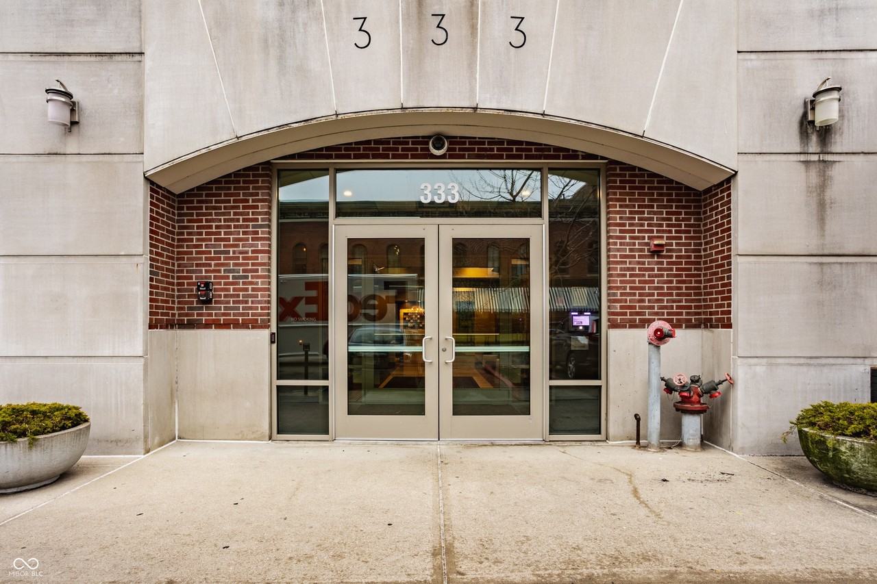 333 Massachusetts Ave #305 - Photo 3 of 36