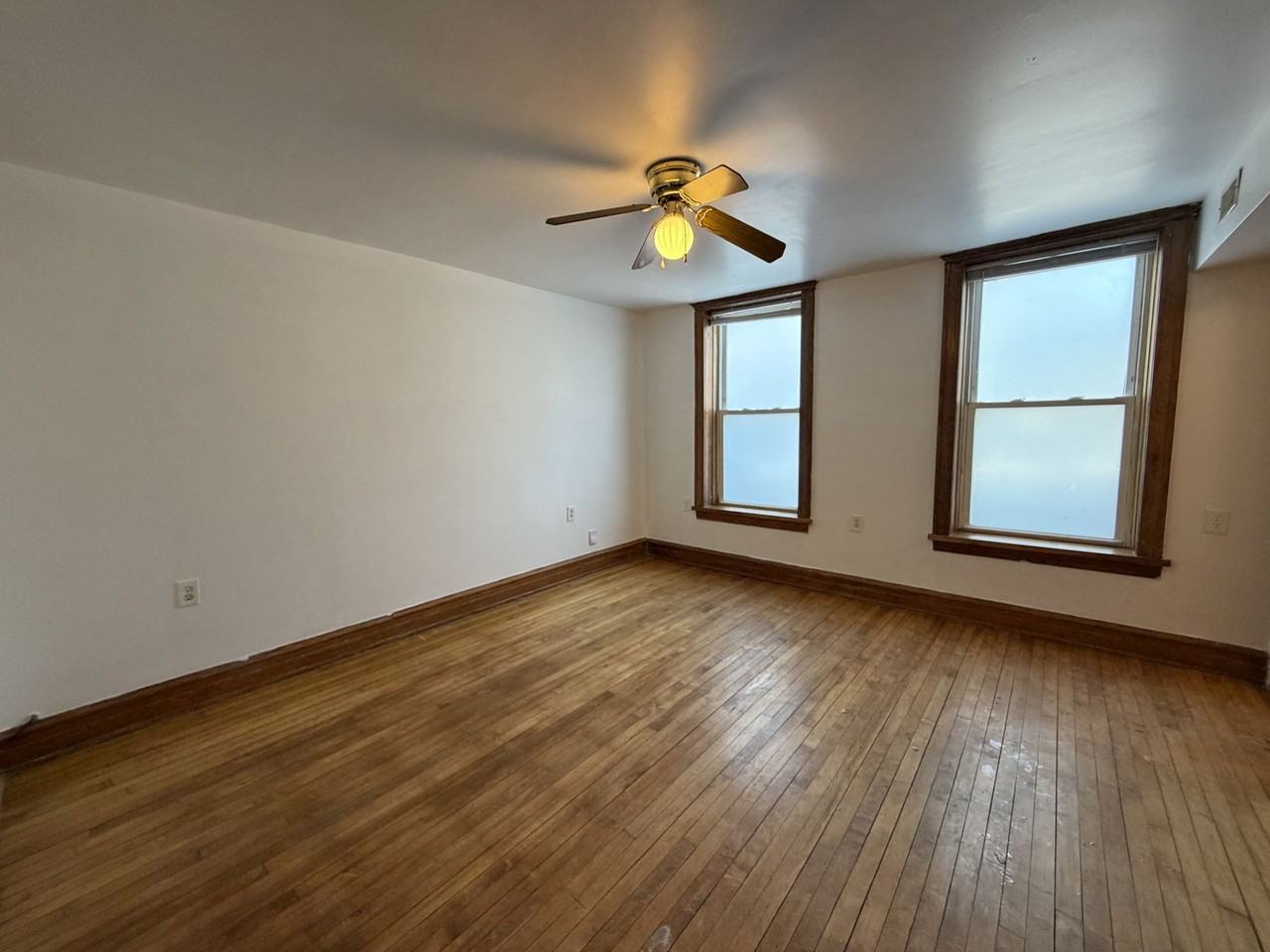 2067 N Leavitt St #1 - Photo 3 of 7