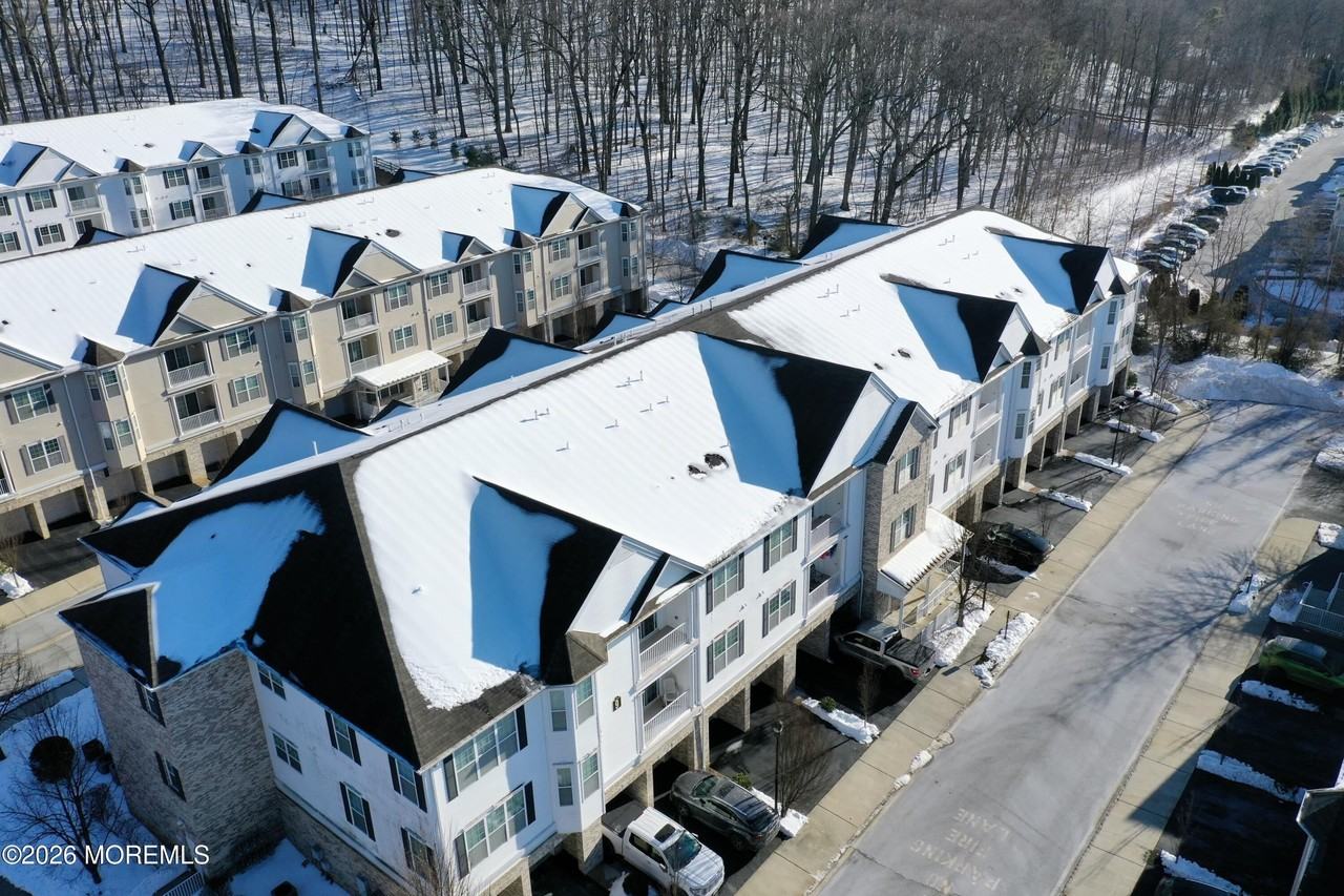 112 Regency Ct - Photo 2 of 50