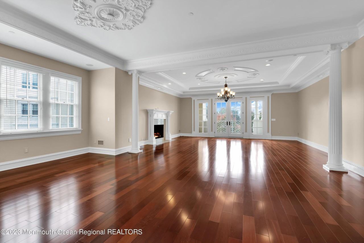 1132 Oval Rd - Photo 6 of 50