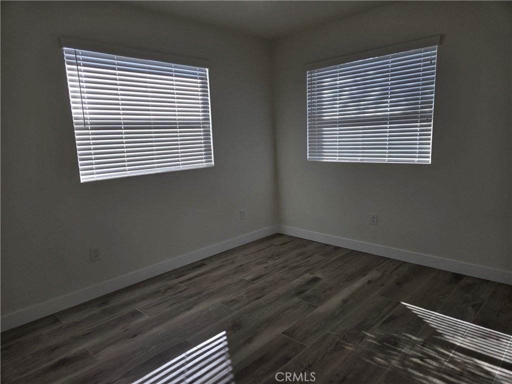 691 6th St - Photo 5 of 12