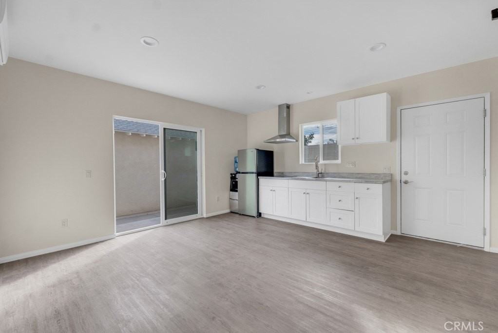 7758 Mason Ave - Photo 2 of 6