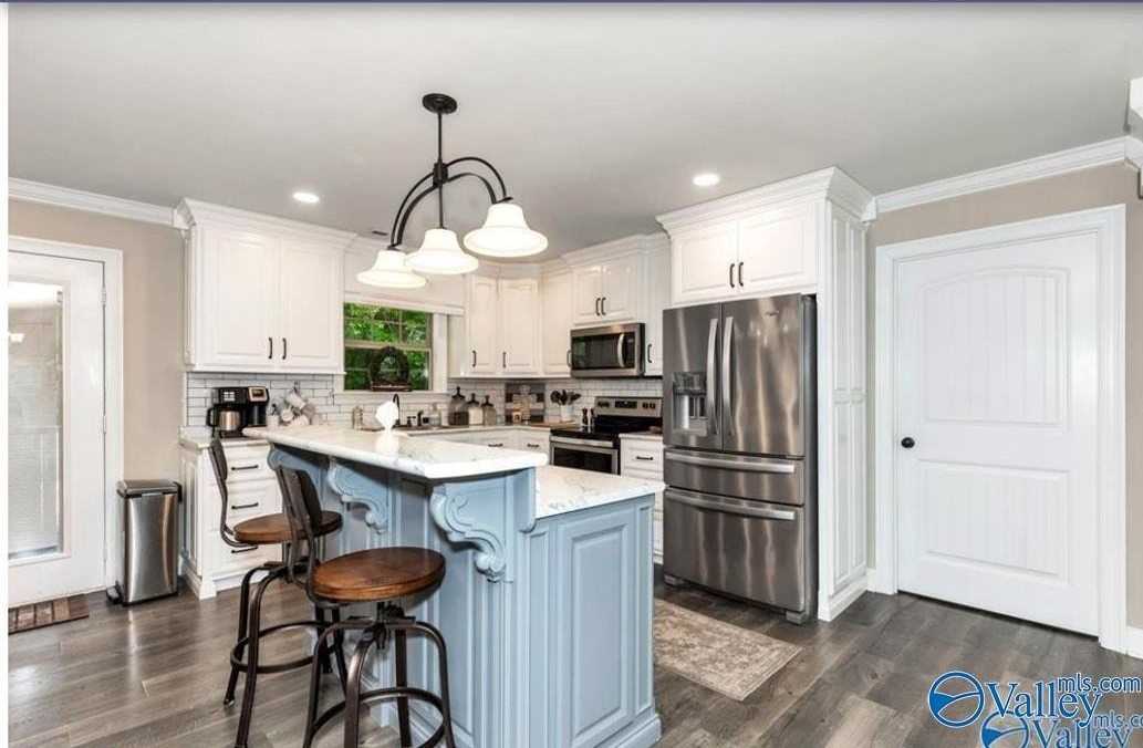 20456 Pheasant Dr - Photo 3 of 19