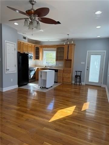 3636 1/2 Derbigny St - Photo 3 of 6