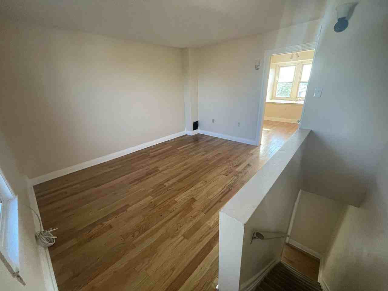 609 N 9th St - Photo 5 of 8