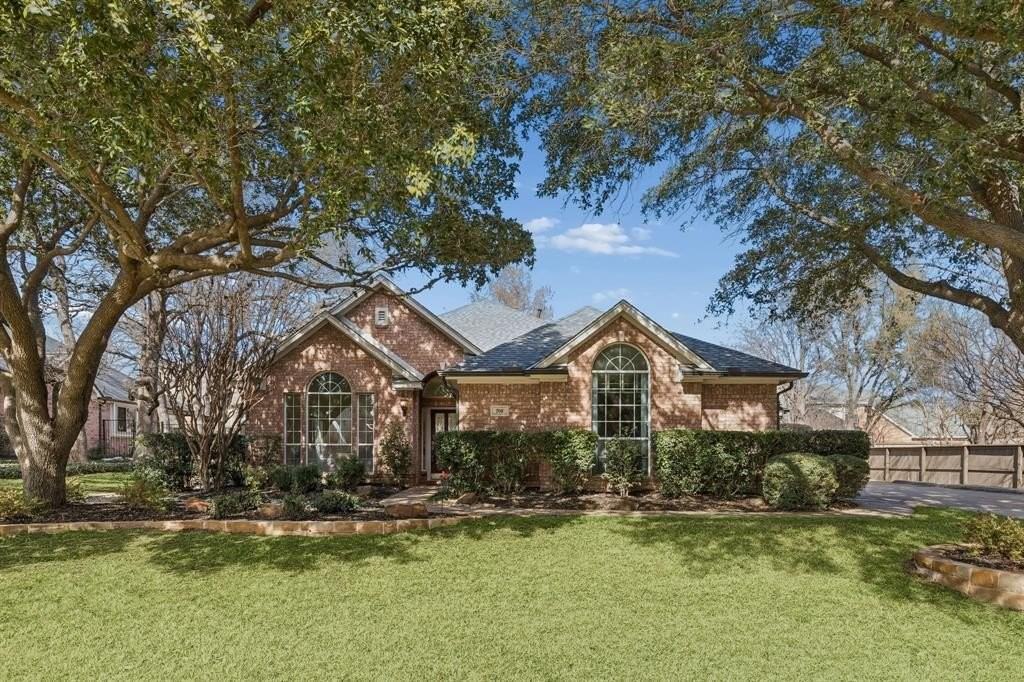 708 Nettleton Dr - Photo 2 of 28