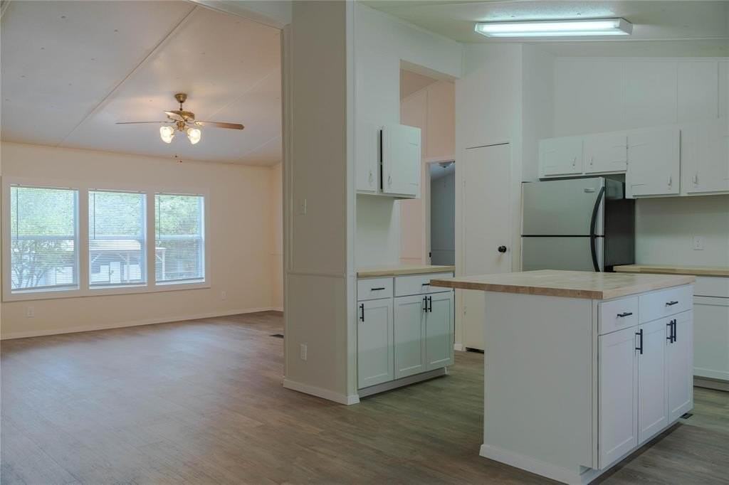 4817 Creekside Rd - Photo 3 of 10