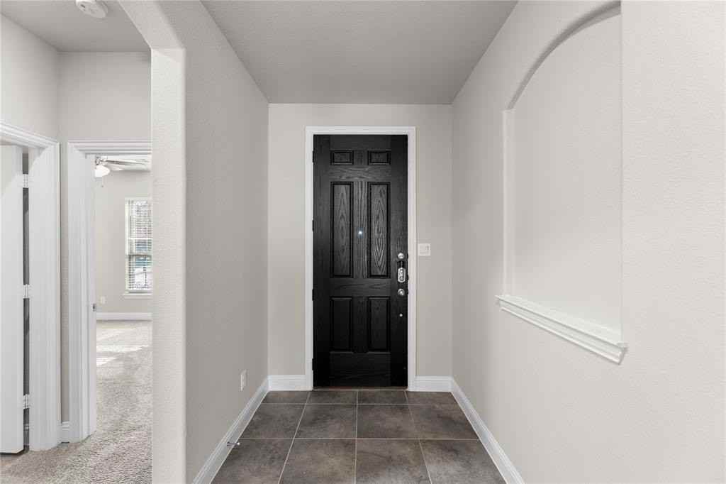 16409 Amistad Ave - Photo 3 of 20