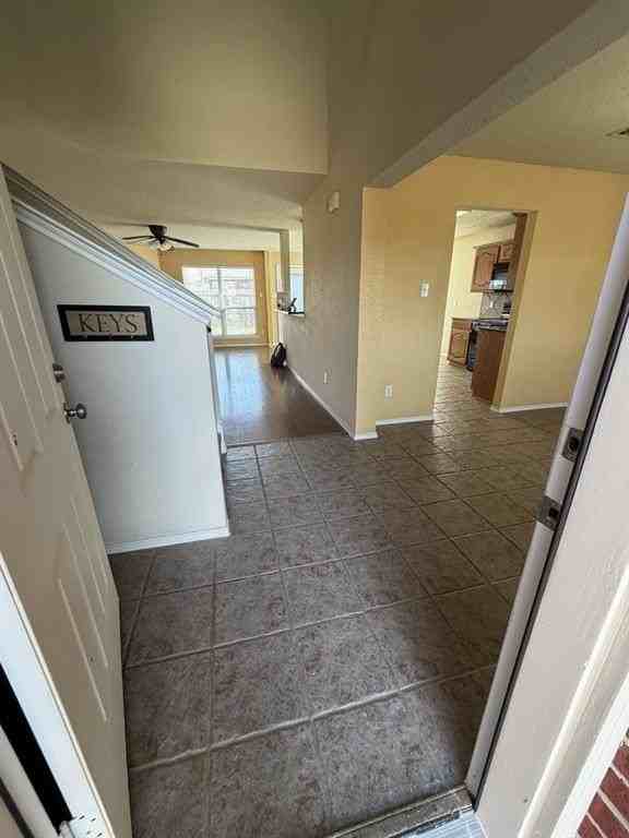 6505 Rienzi Dr - Photo 3 of 40