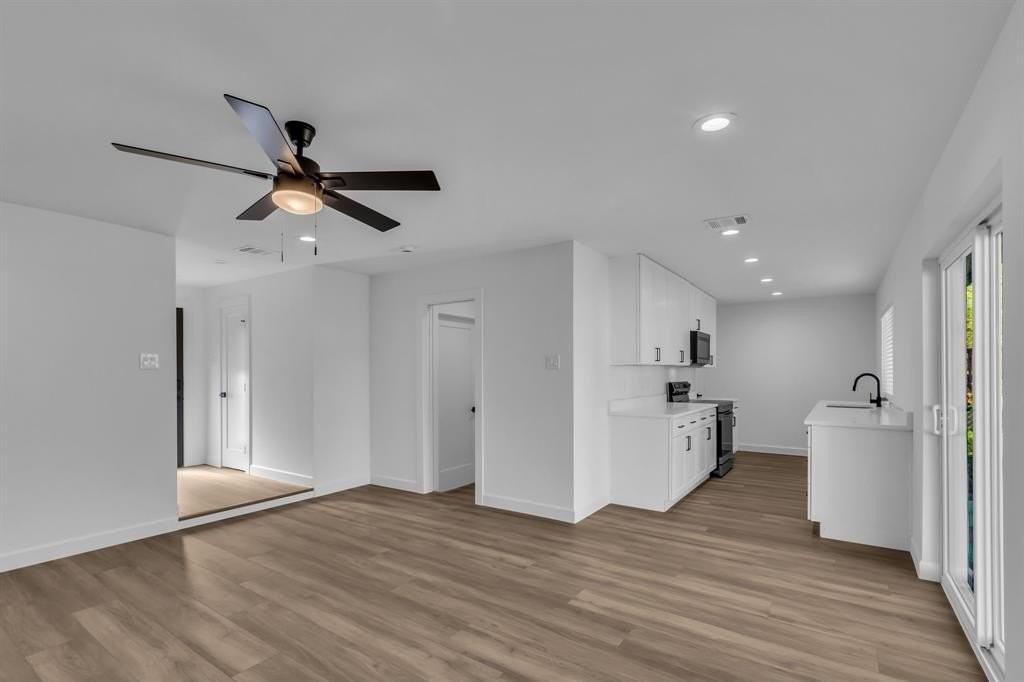 817 Northshore Dr - Photo 4 of 25