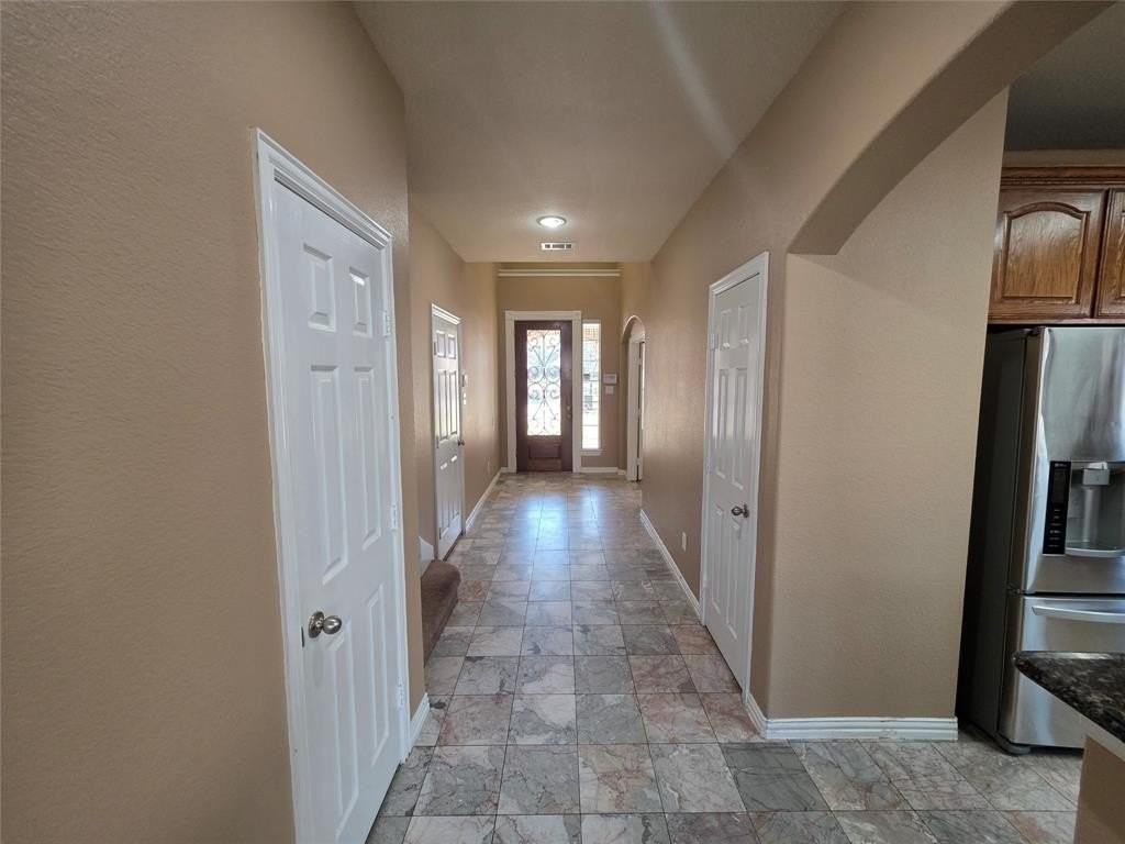 1522 Avenue E - Photo 5 of 36