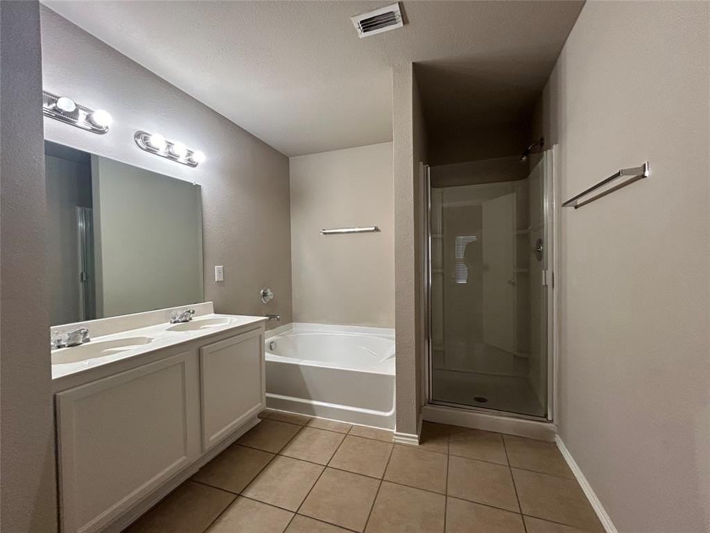 1828 Shasta View Dr - Photo 5 of 10