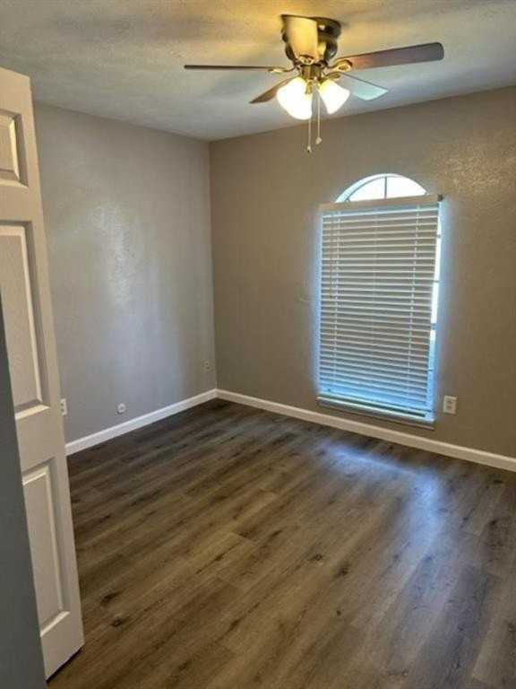 5204 Hendrix Dr - Photo 6 of 11