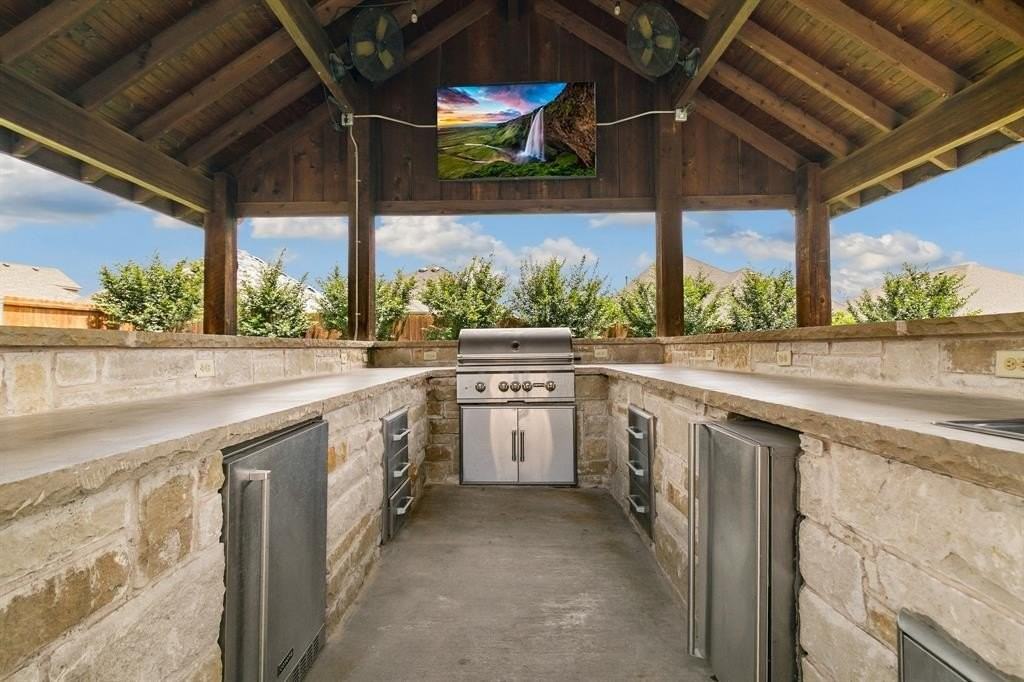 15236 Holly Bay Ct - Photo 4 of 40