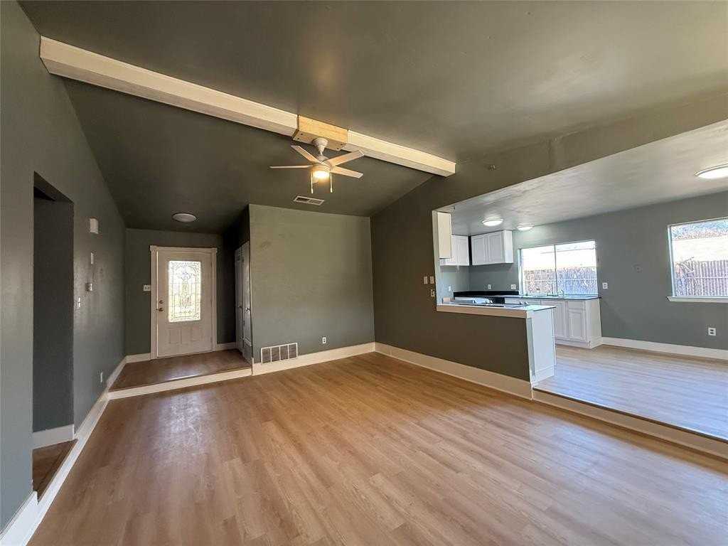 5700 Cherilee Ln - Photo 3 of 35