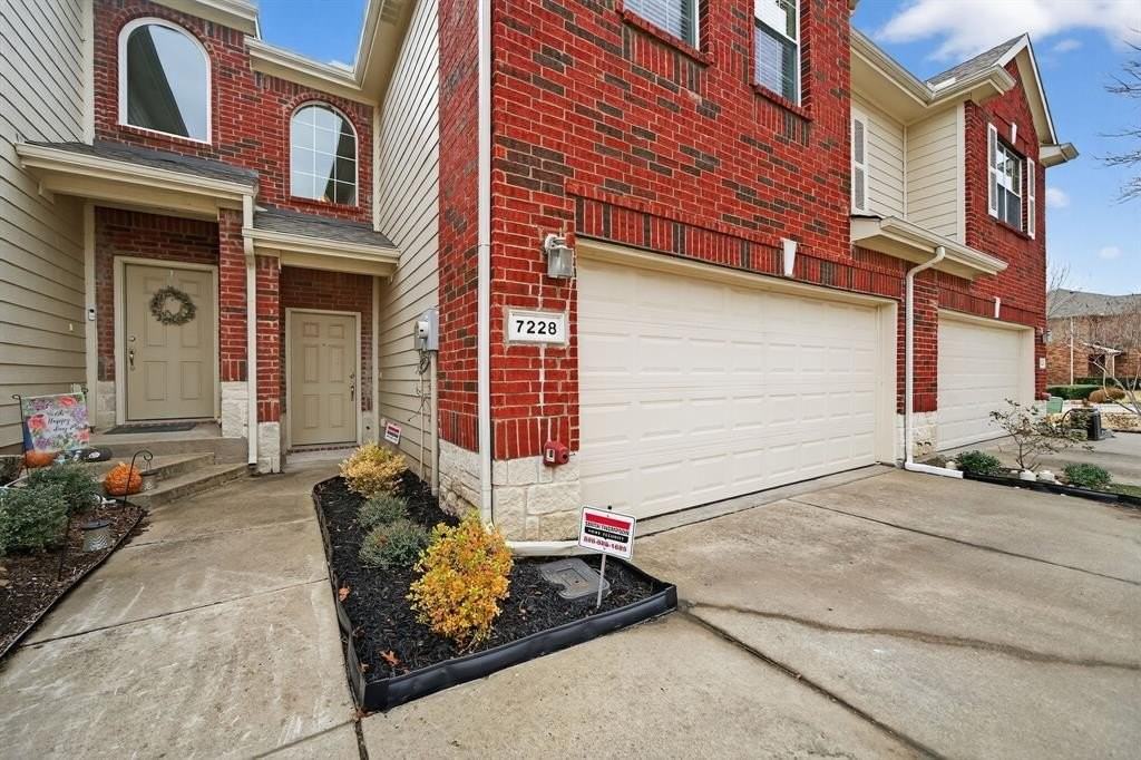 7228 Mediterranean Dr - Photo 2 of 25