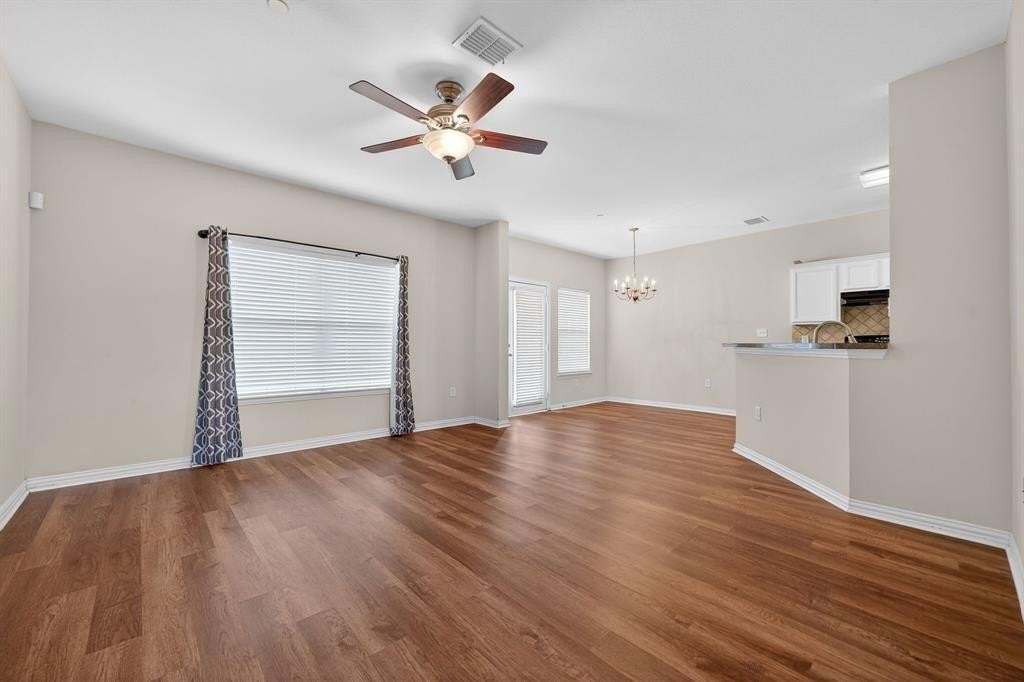 7228 Mediterranean Dr - Photo 5 of 25