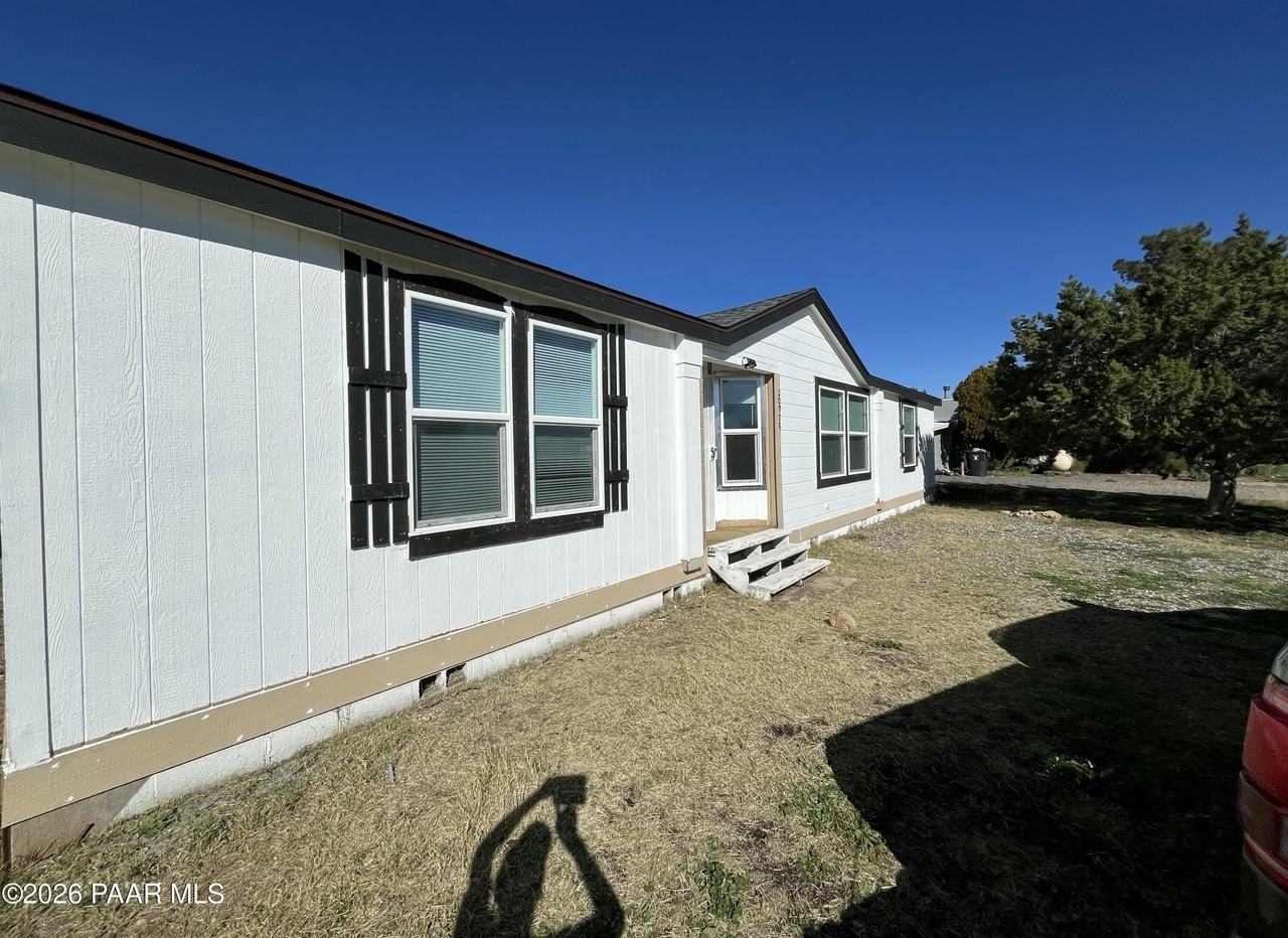 20908 E Deer Valley Ln