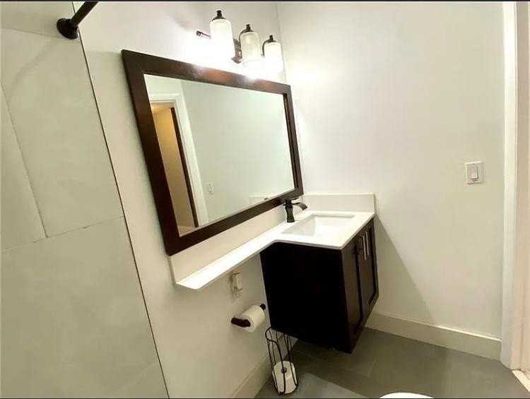 11613 Nw 28th St #2 - Photo 3 of 12