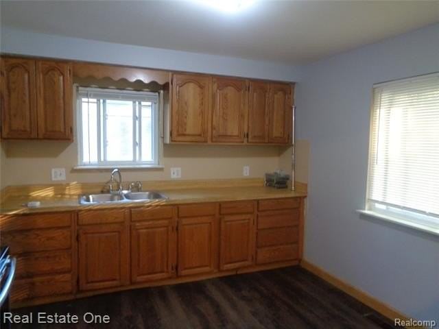 5312 Syracuse St - Photo 7 of 20