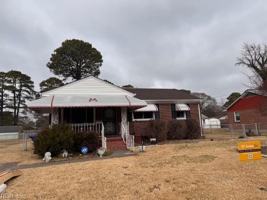 featured image of 916 Warfield Dr