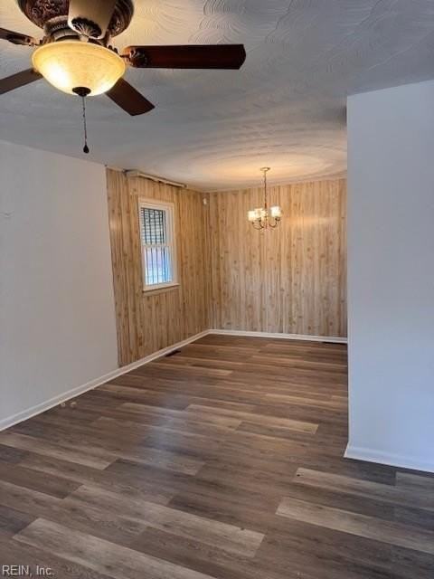 916 Warfield Dr - Photo 6 of 27