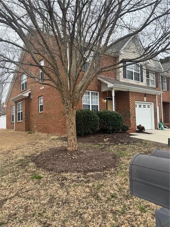 108 Montpellier Way - Photo 2 of 25