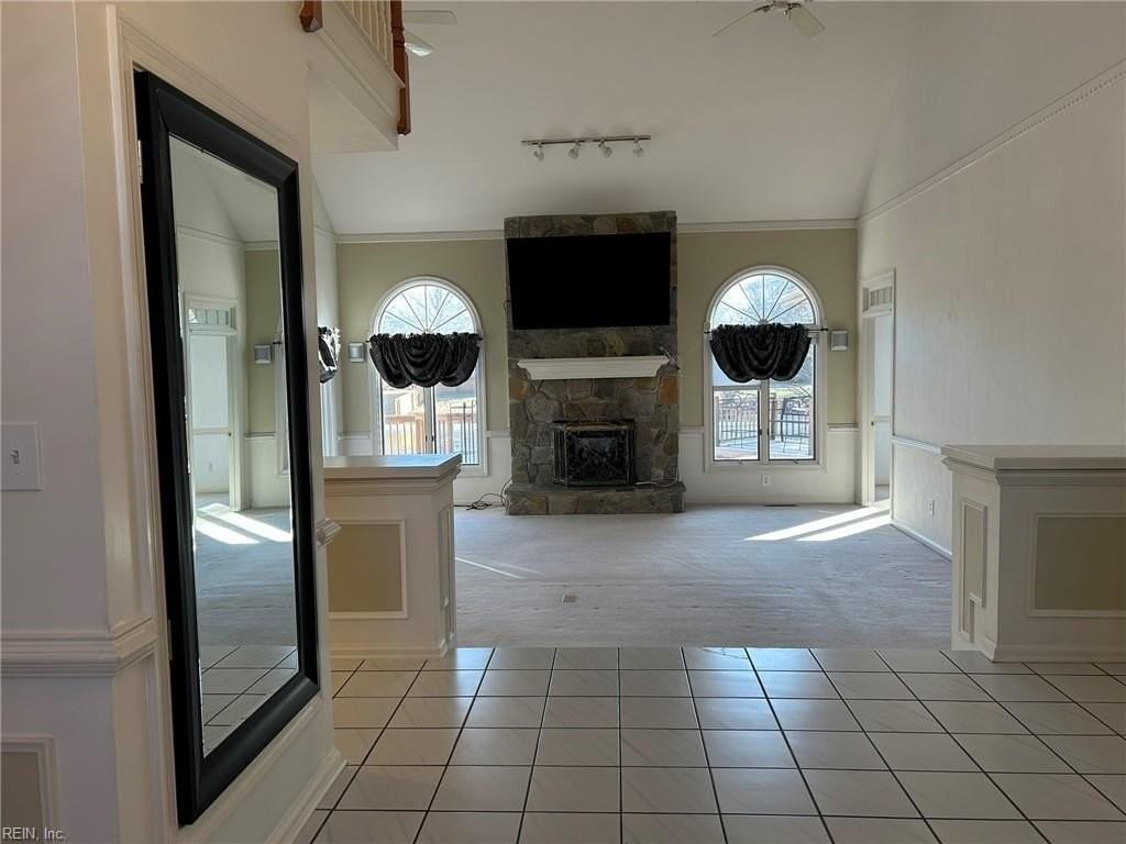 1004 Winchester Way - Photo 7 of 50