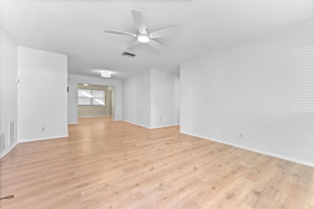 3051 Nw 2nd Ave - Photo 5 of 30