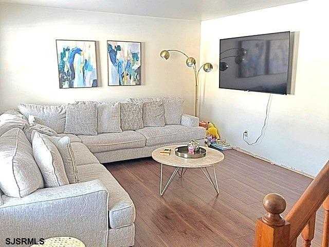 429A Tulip Ave Ave - Photo 3 of 13