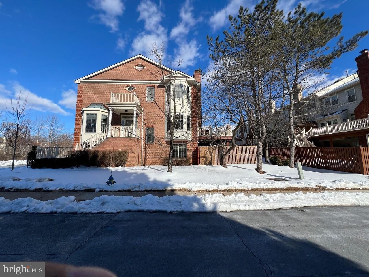 201 Blaze Climber Way - Photo 4 of 42