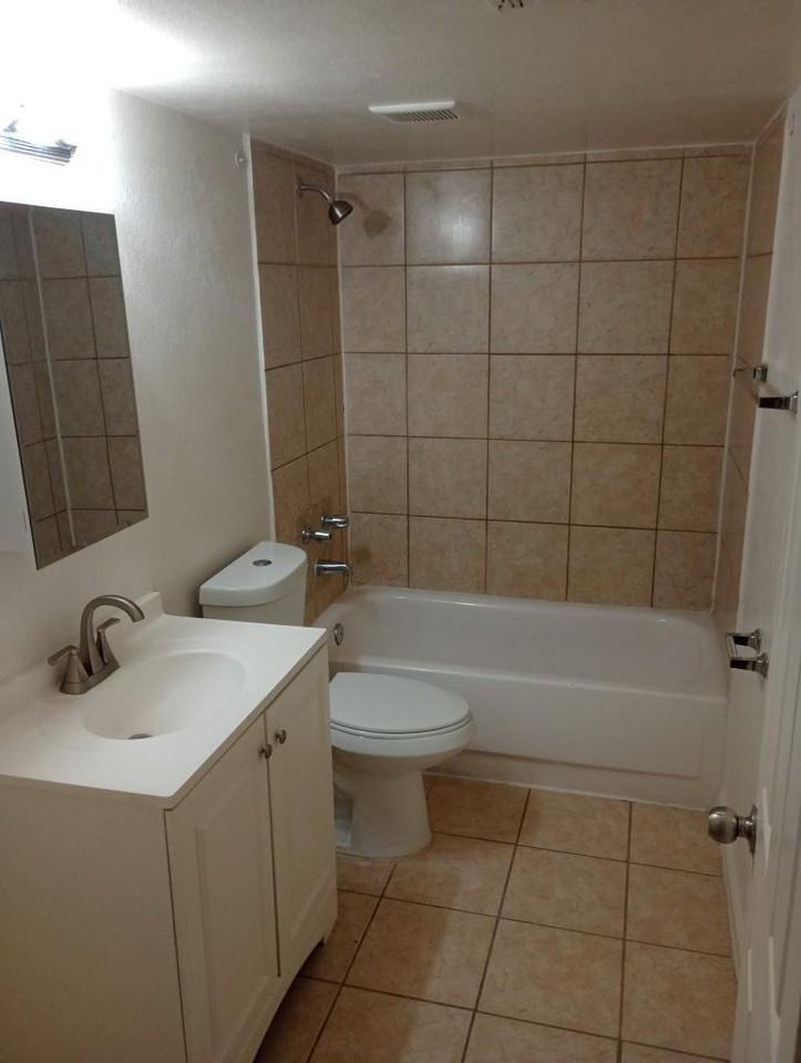 401 N D St - Photo 5 of 10