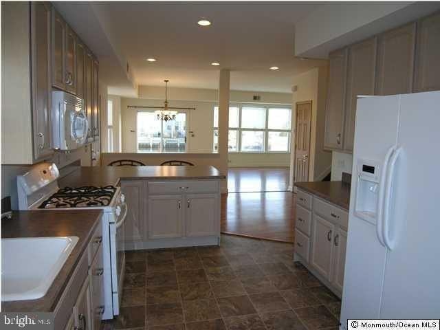 29 Blue Heron Ln - Photo 6 of 20