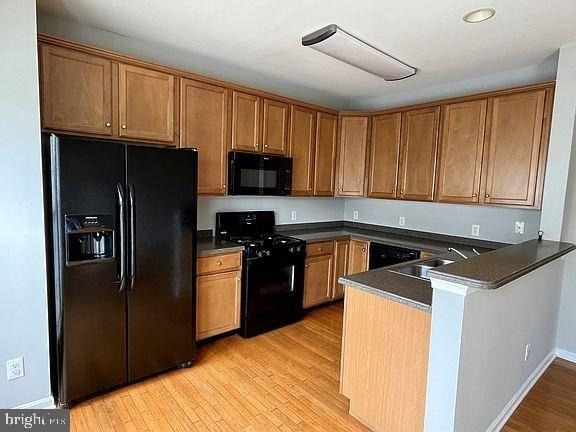 1930 Cavalier Ln - Photo 7 of 28