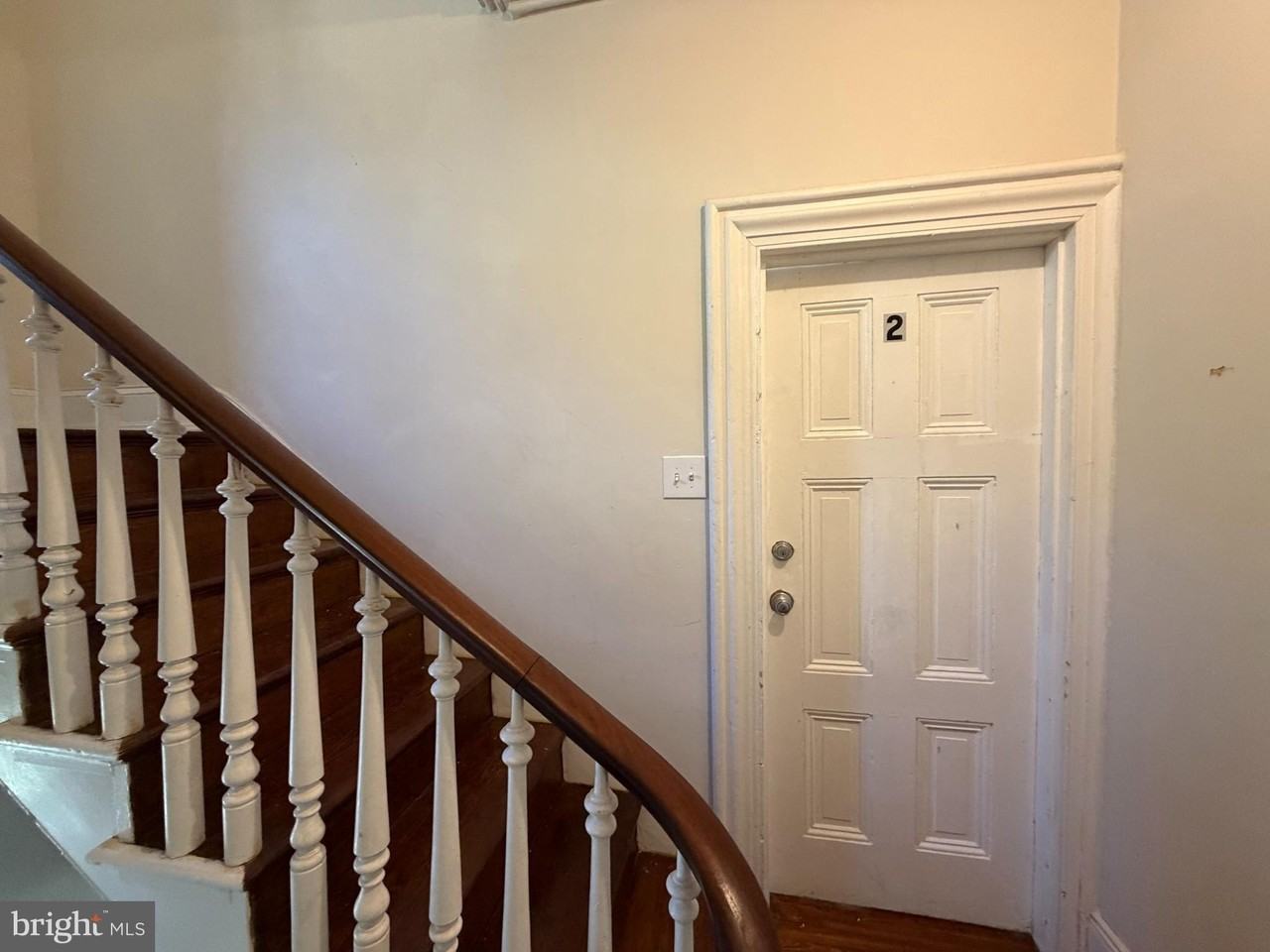 171 E Walnut Ln Apt 2 #2 - Photo 2 of 9