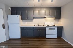 featured image of 403 N Newberry St Apt 303 #303