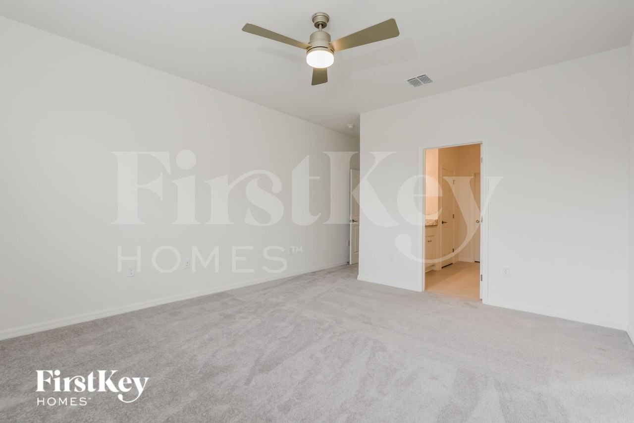 1215 Ponca Rd - Photo 7 of 19