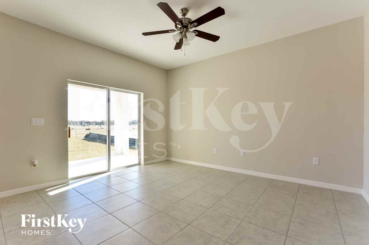 1261 Spokane Pt - Photo 2 of 22