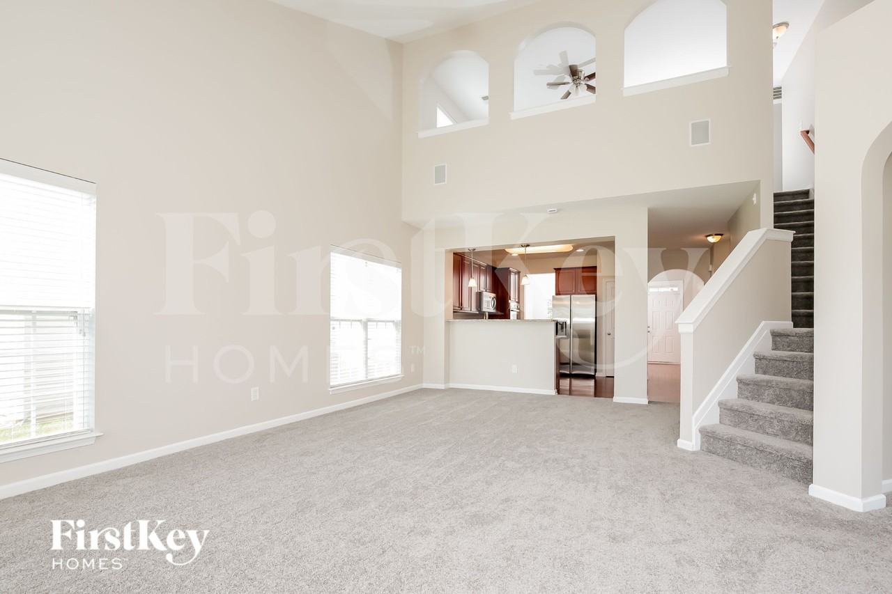 6806 Championship Dr - Photo 5 of 19