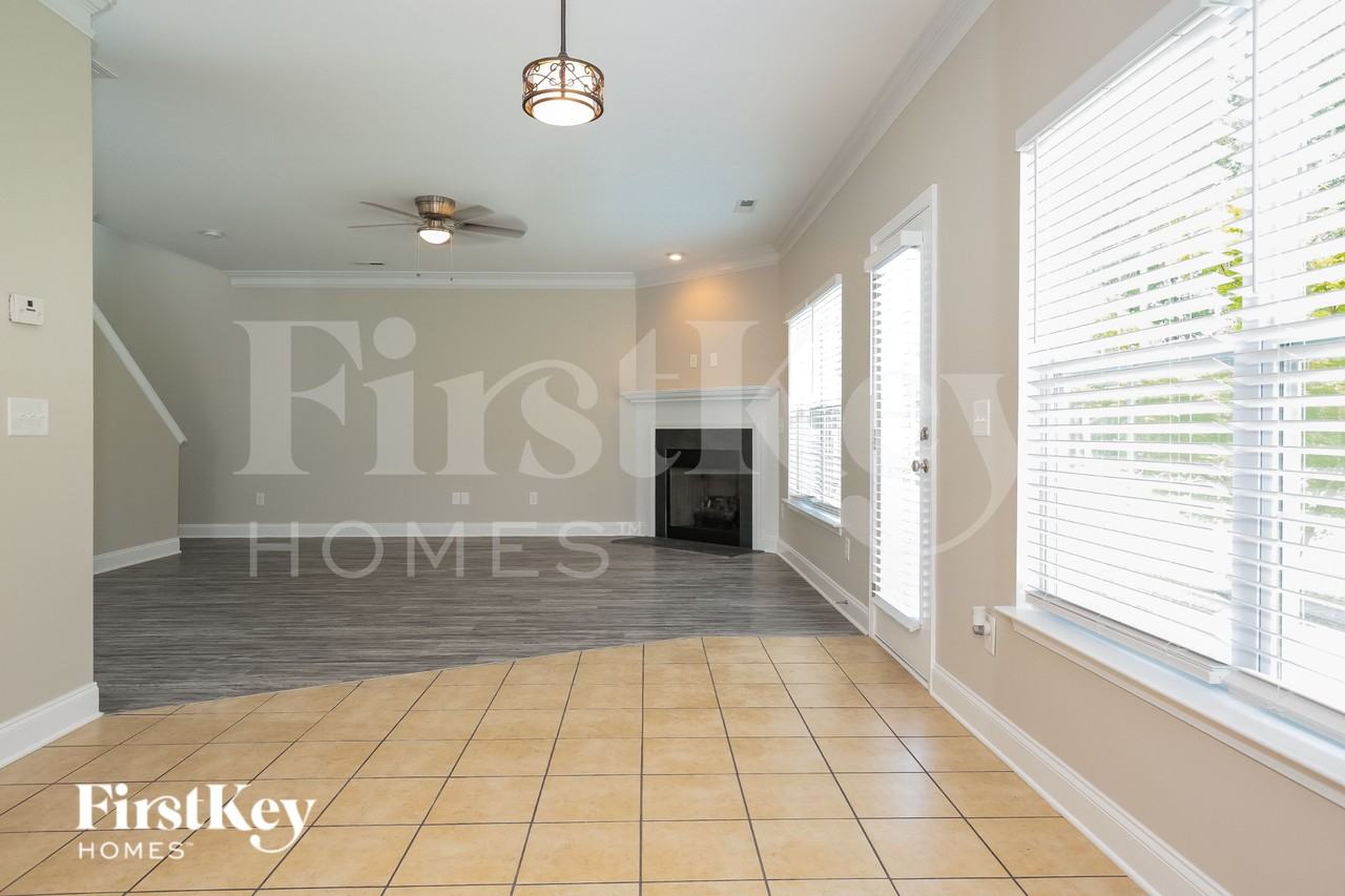 5416 Esher Dr - Photo 3 of 18