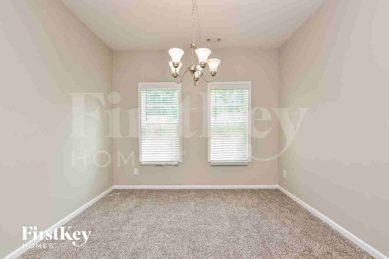 6188 Leverett Dr - Photo 5 of 18