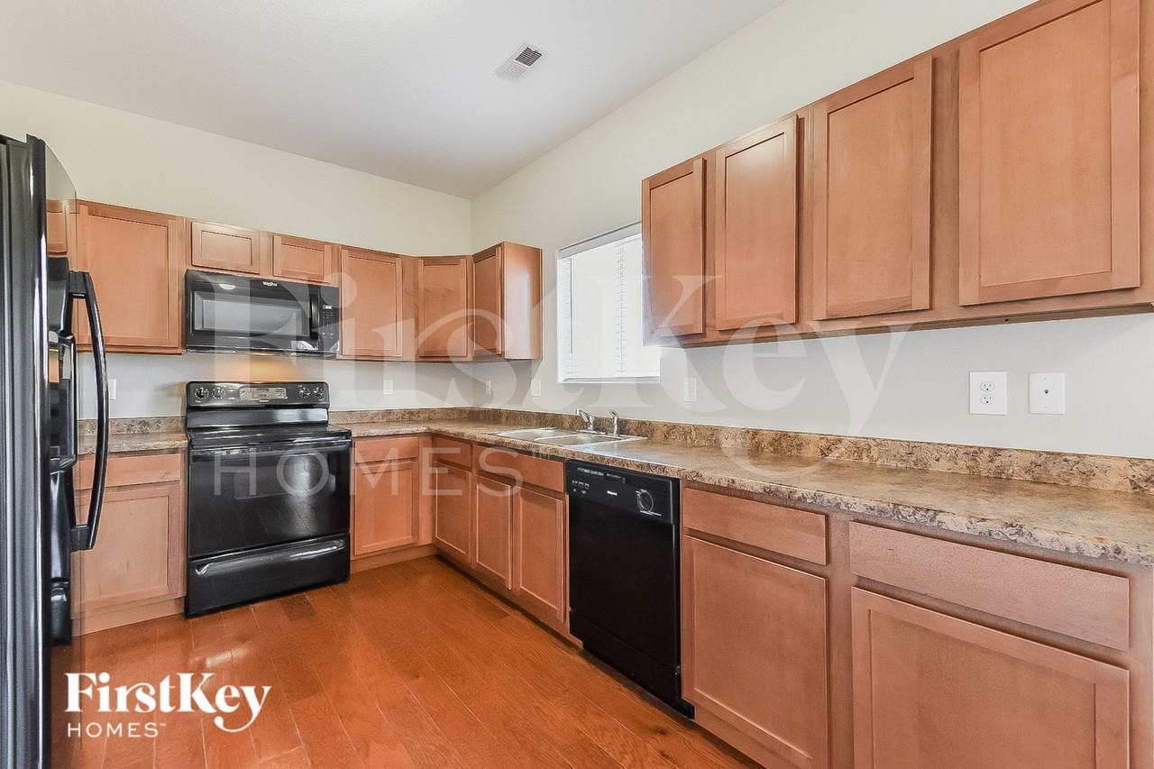 3632 Wild Daisy Dr - Photo 7 of 18