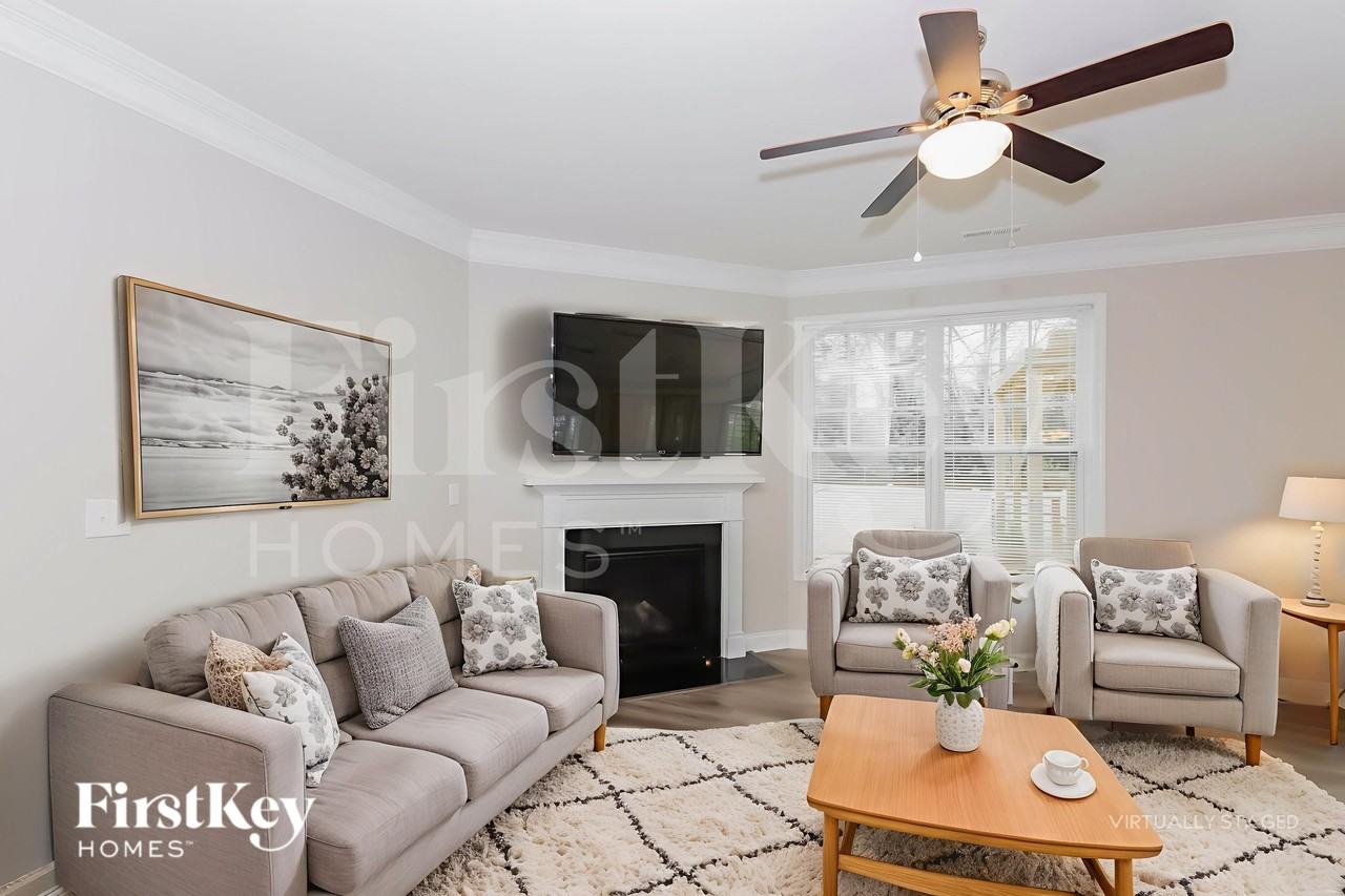 117 W Americana Dr - Photo 3 of 18